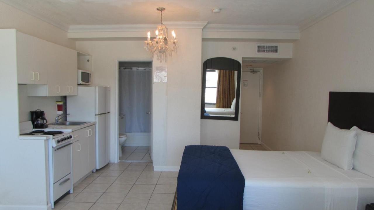 Beachfront Studios Casablanca Rentals Miami Beach Exterior photo