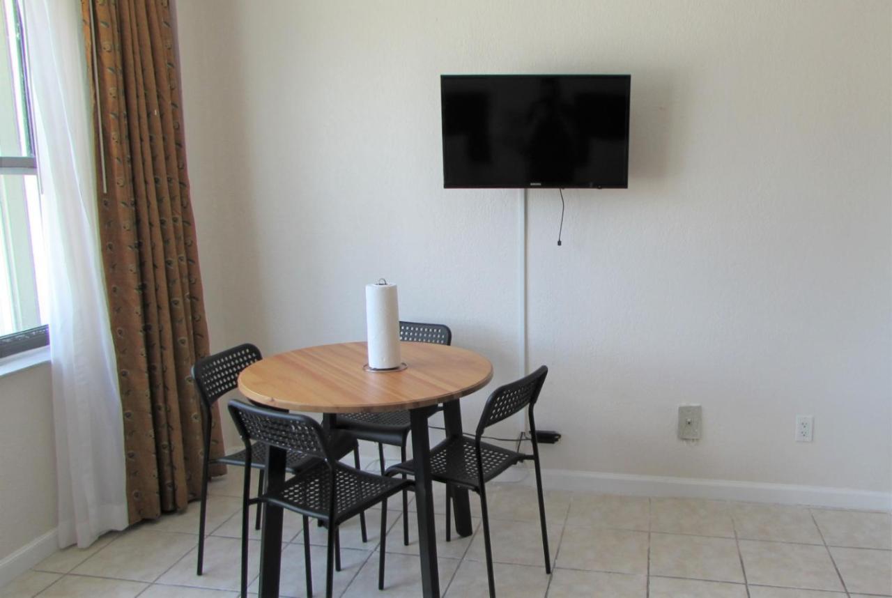 Beachfront Studios Casablanca Rentals Miami Beach Exterior photo